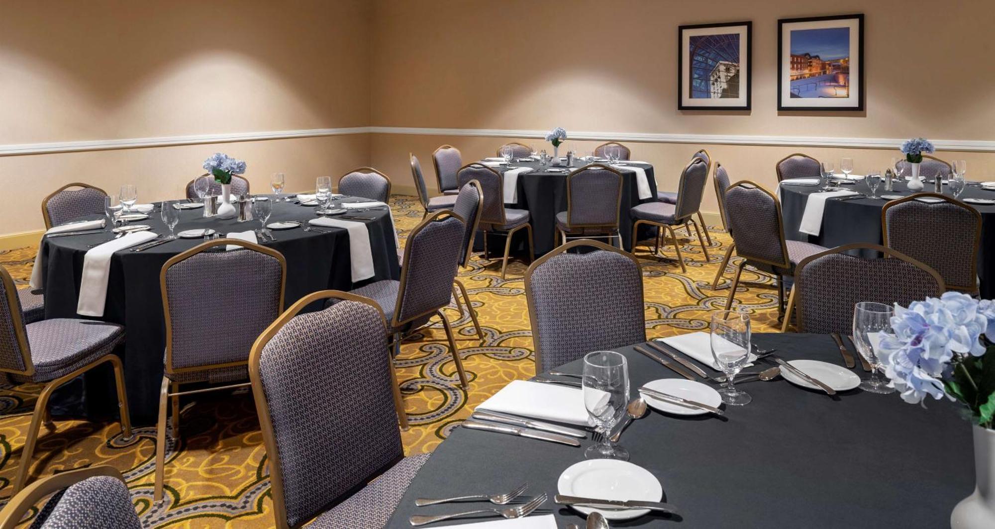 Hilton Indianapolis Hotel & Suites Dış mekan fotoğraf